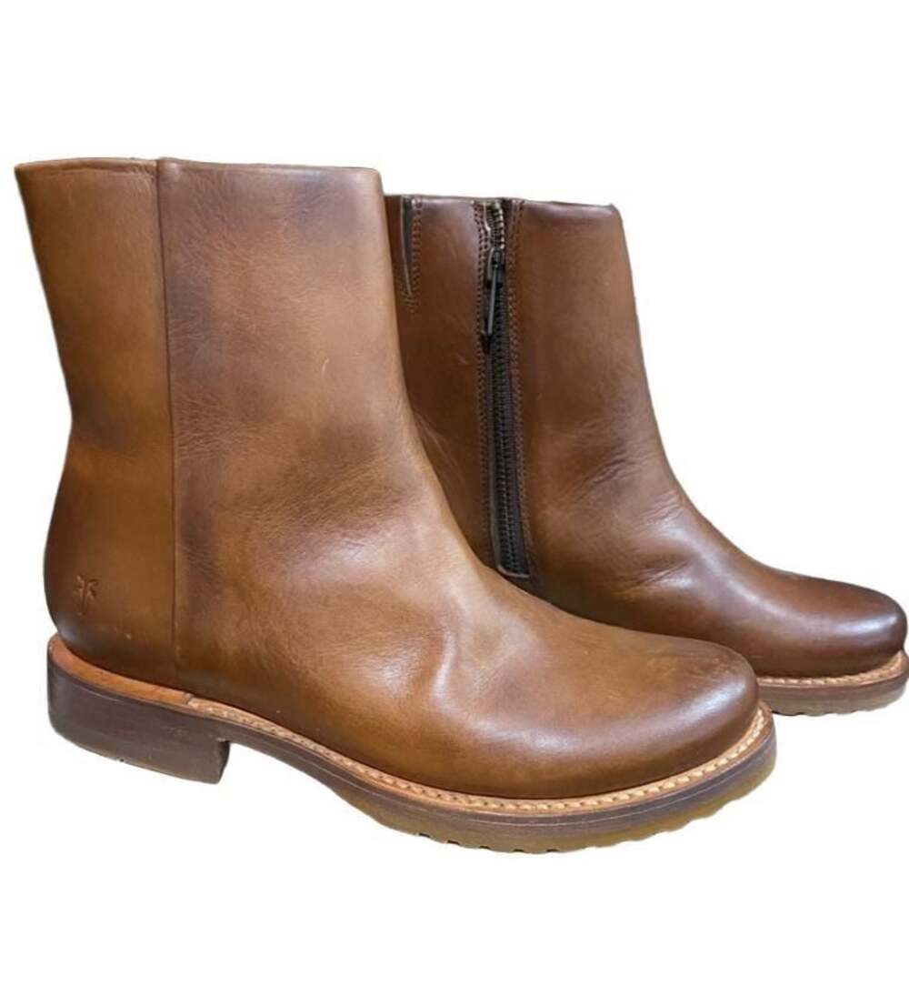 Brand New Frye Women's Brown Leather Veronica Inside Zip Bootie 5.5